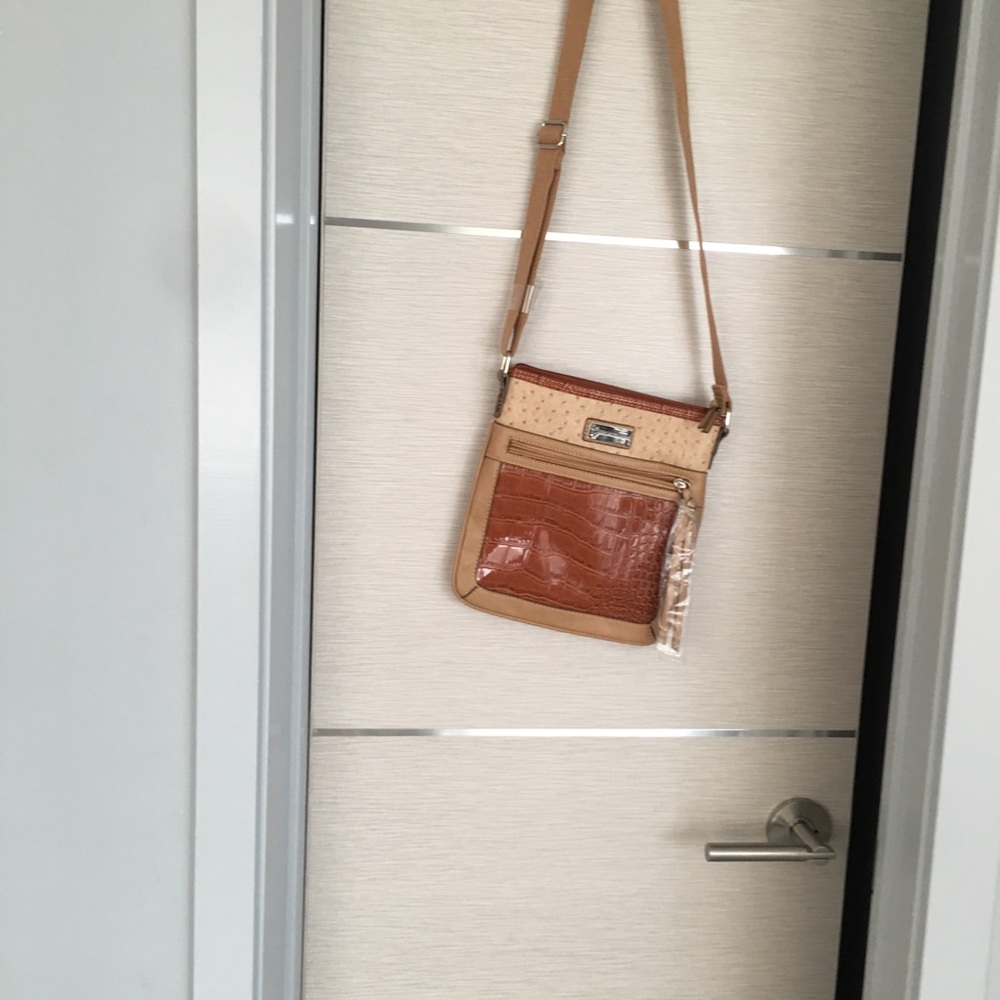 Bag - Picture 2 of 3